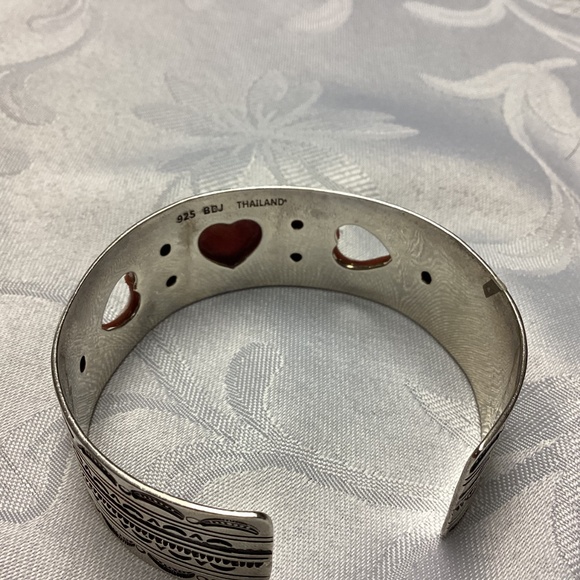 SPONGE.  coral  HEART. Sterling silver cuff signed BBJ. THAILAND. - Picture 9 of 15
